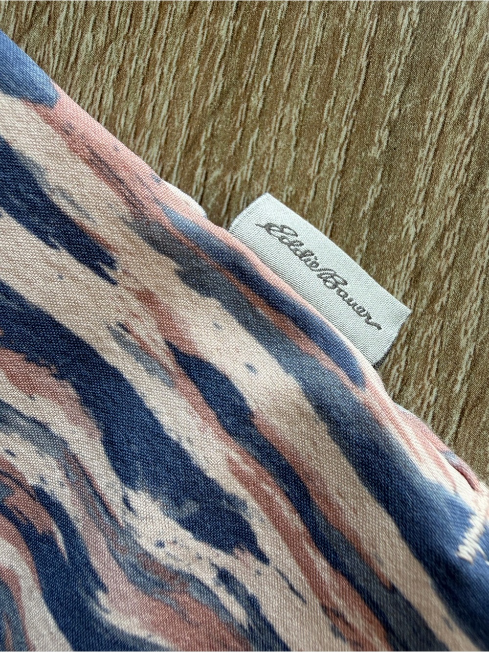 Eddie Bauer Pink & Navy Patterned V-Neck Sleeveless Top Size Large - Picture 6 of 10
